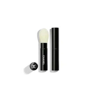 Chanel make up highlighter brush new in packaging